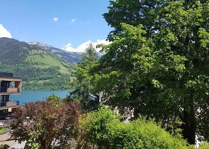 Zell Am View * 滨湖采尔