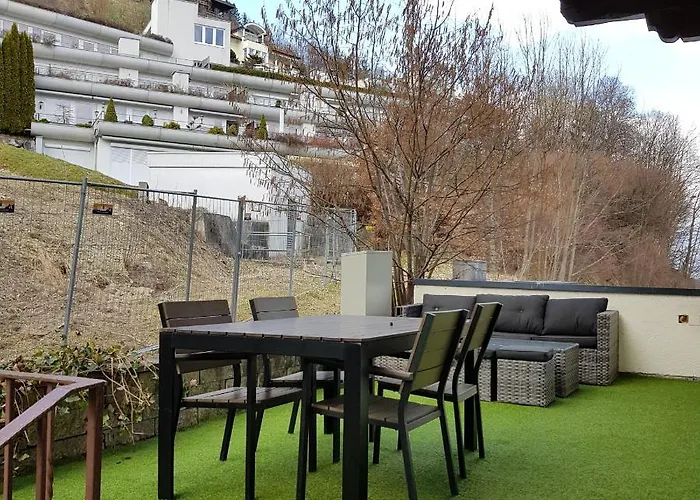 Zell Am View 公寓 *
